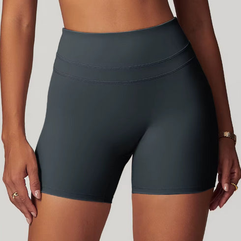 Conjuntos deportivos para mujer que combinan con pantalones cortos de ciclista